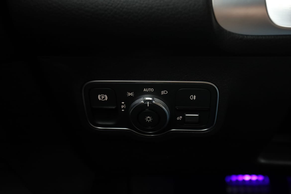 Vehicle Image 37