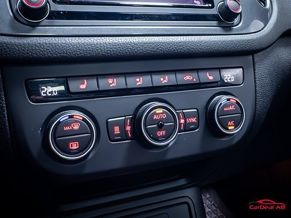 Vehicle Image 26