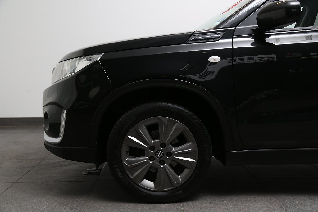 Vehicle Image 6