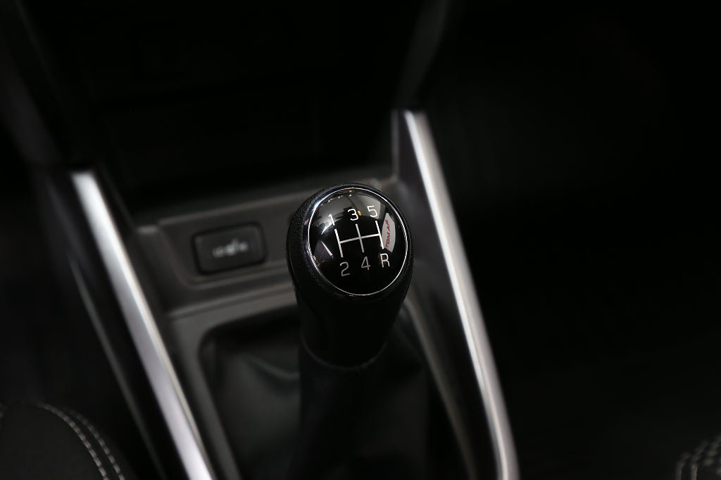 Vehicle Image 18