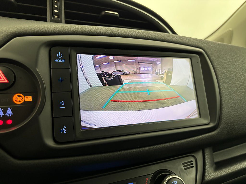 Vehicle Image 19