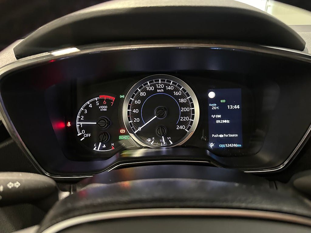 Vehicle Image 12
