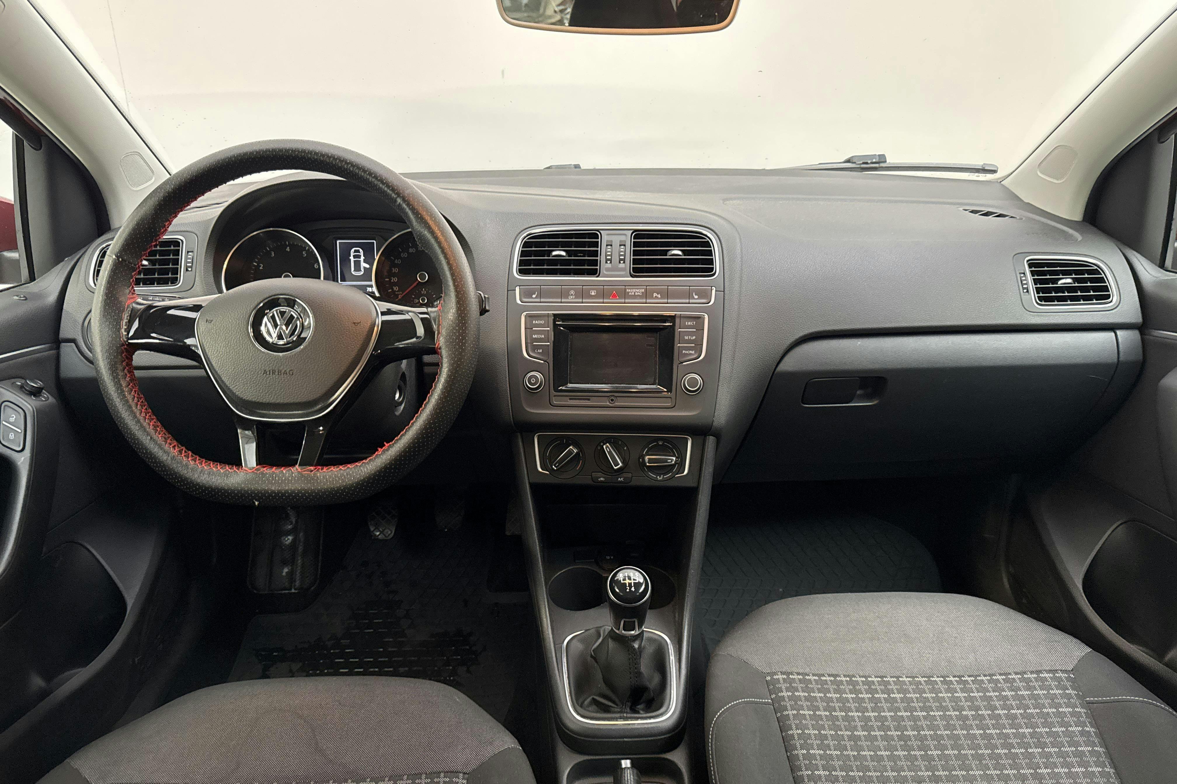 Vehicle Image 6