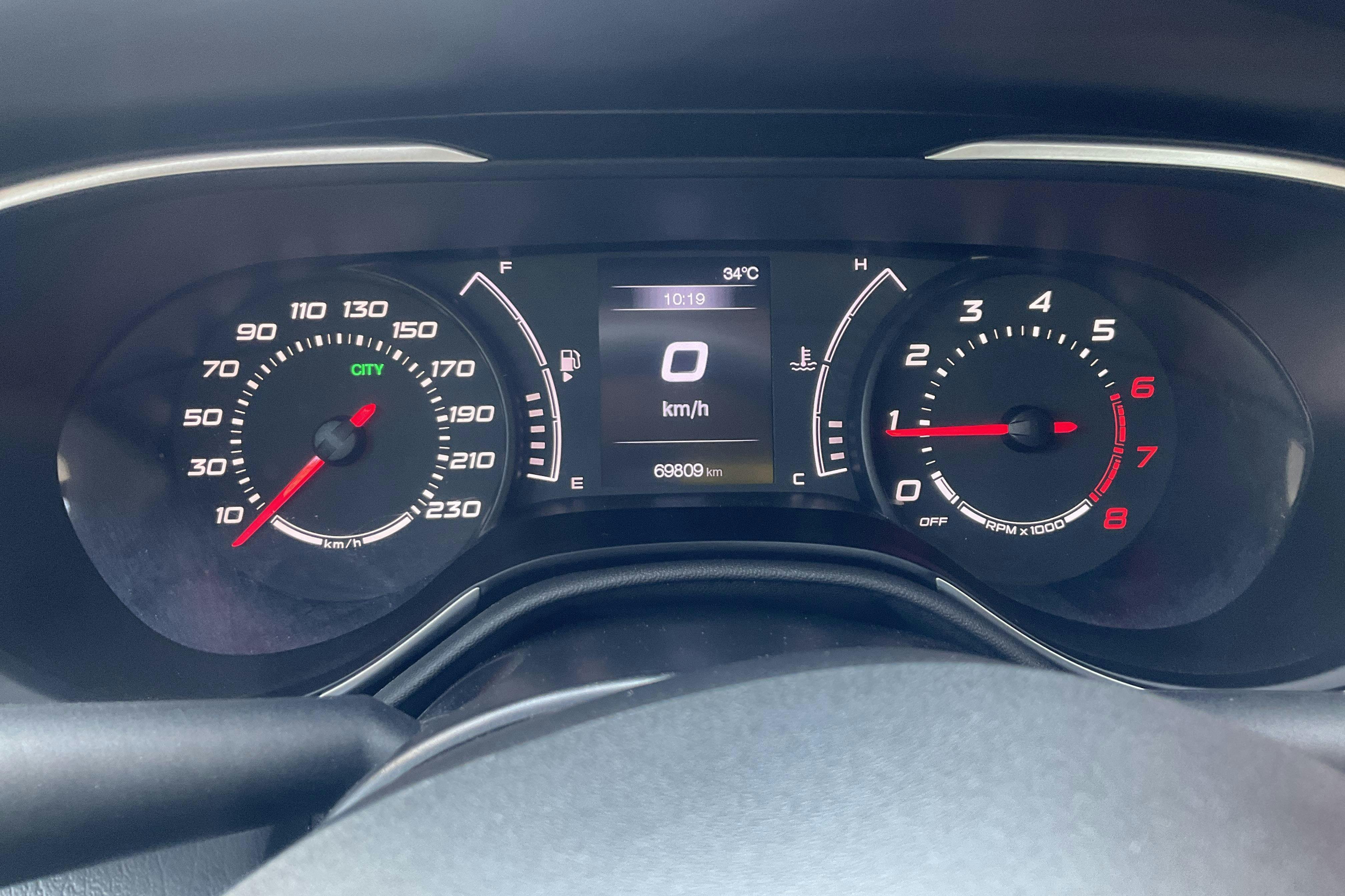 Vehicle Image 10