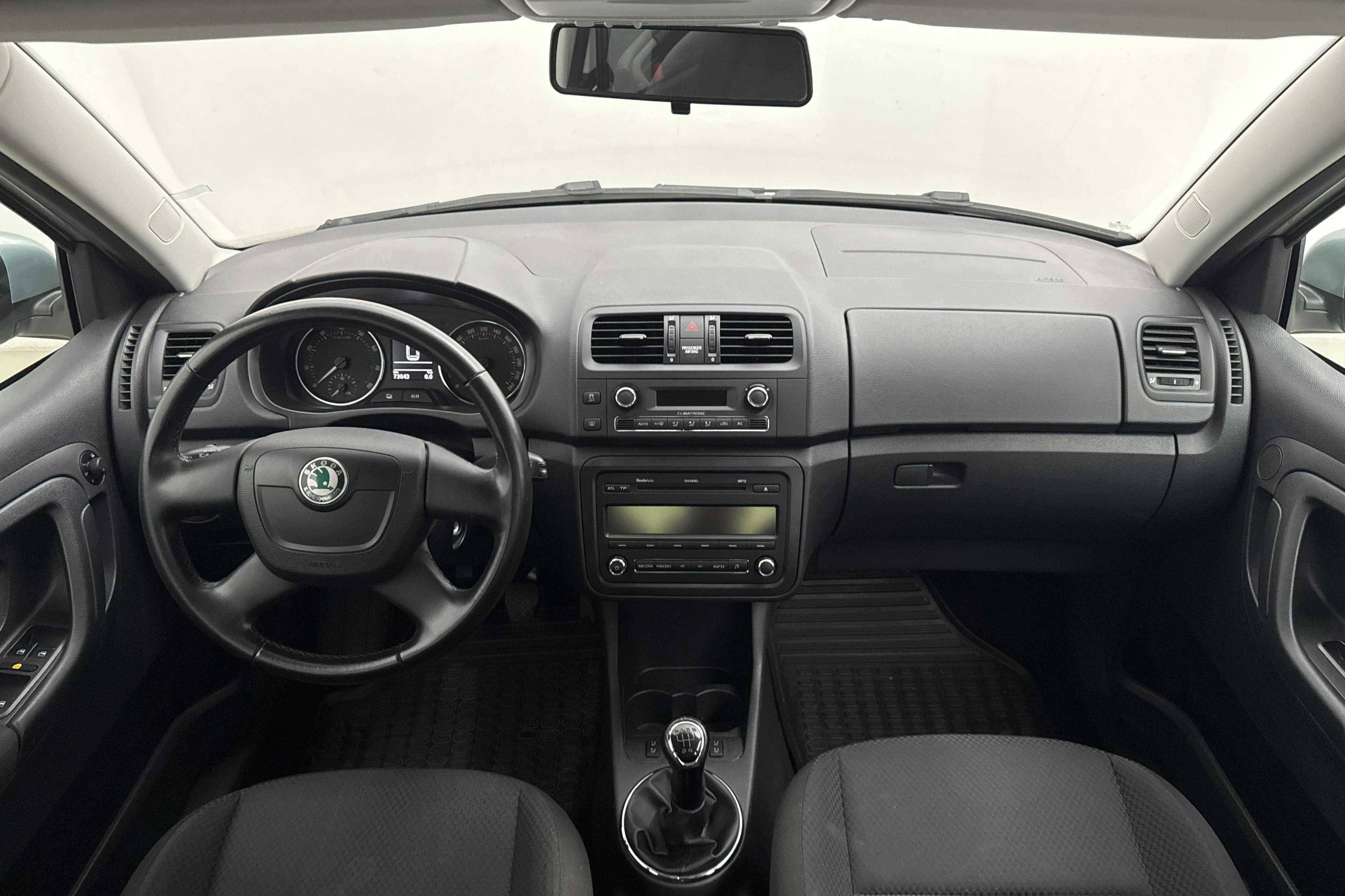 Vehicle Image 6