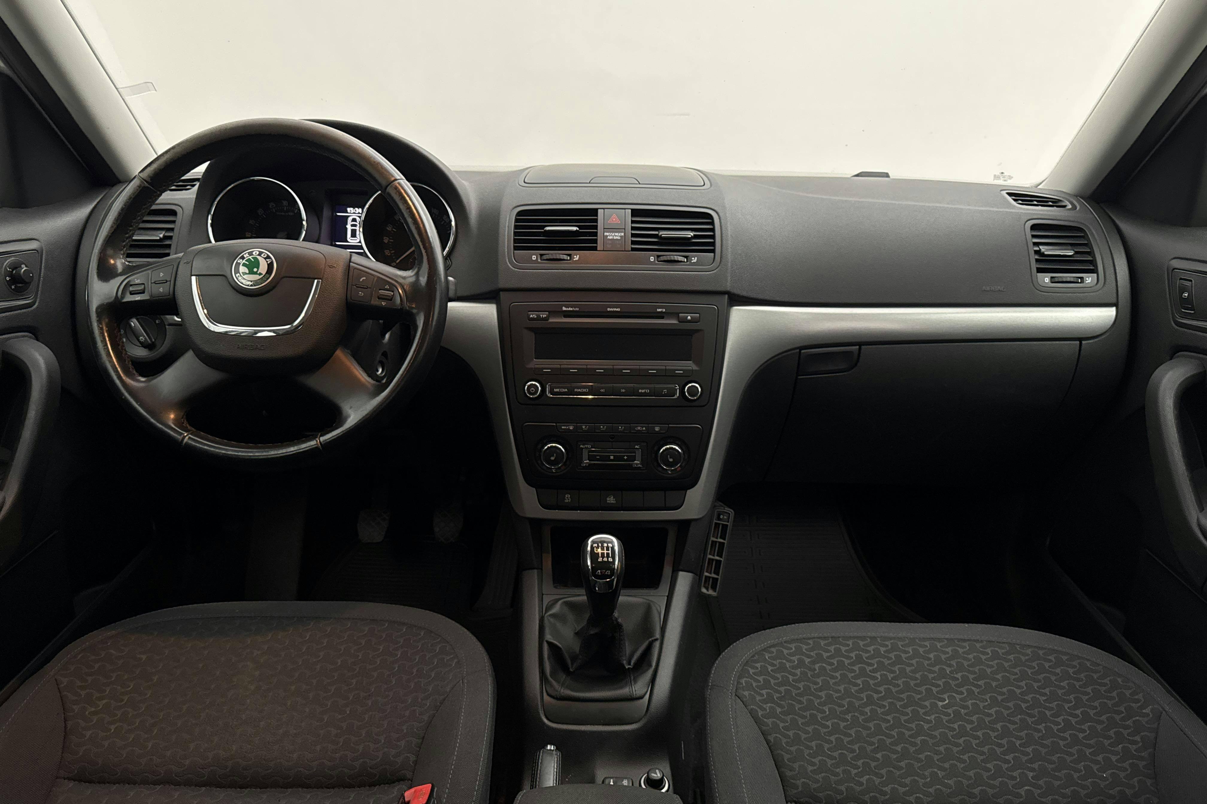 Vehicle Image 6