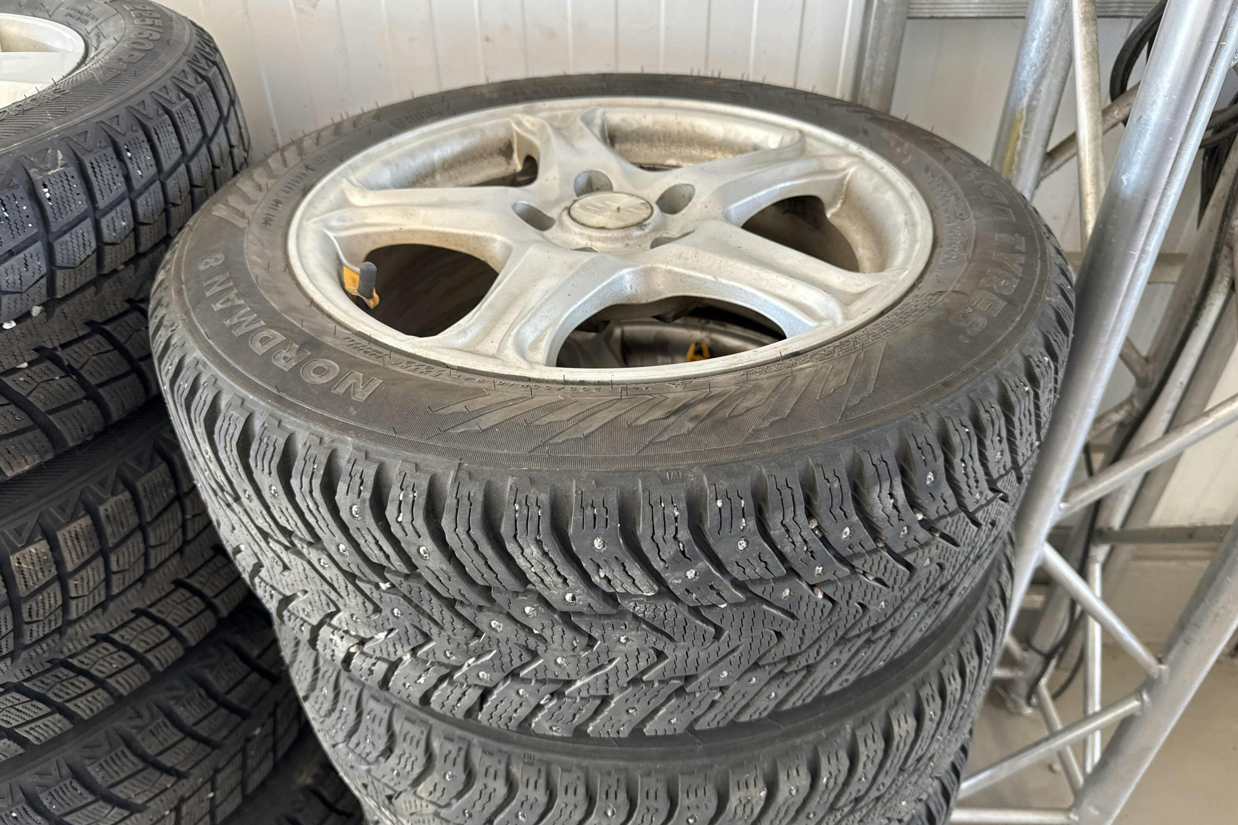 Vehicle Image 13