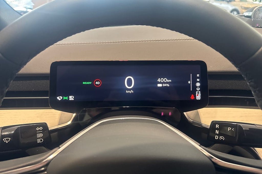 Vehicle Image 16