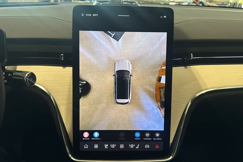 Vehicle Image 25