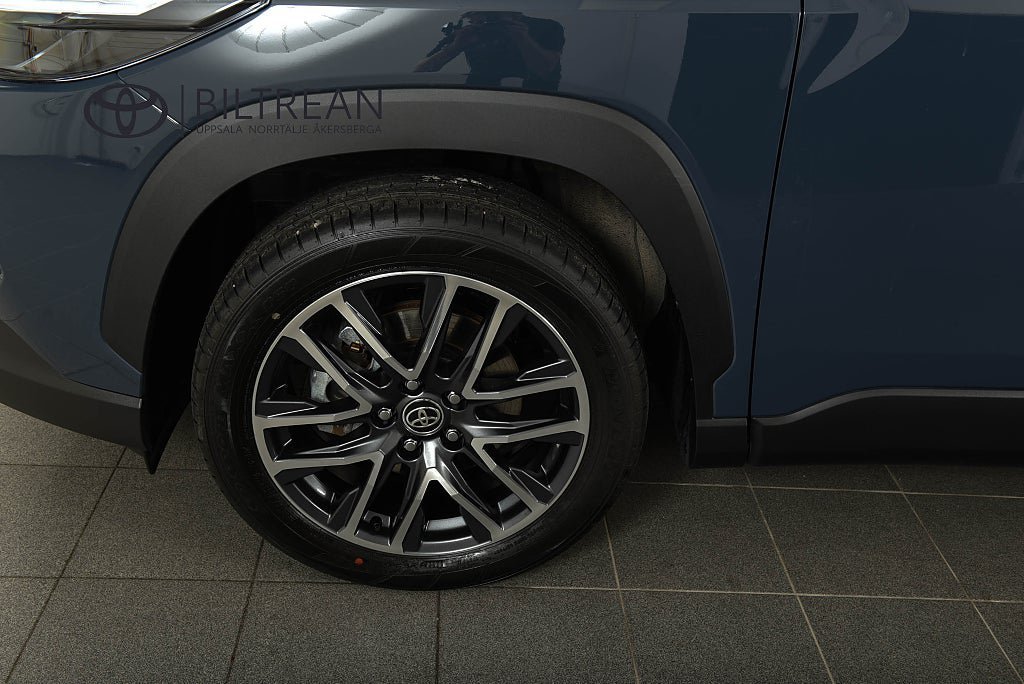 Vehicle Image 21