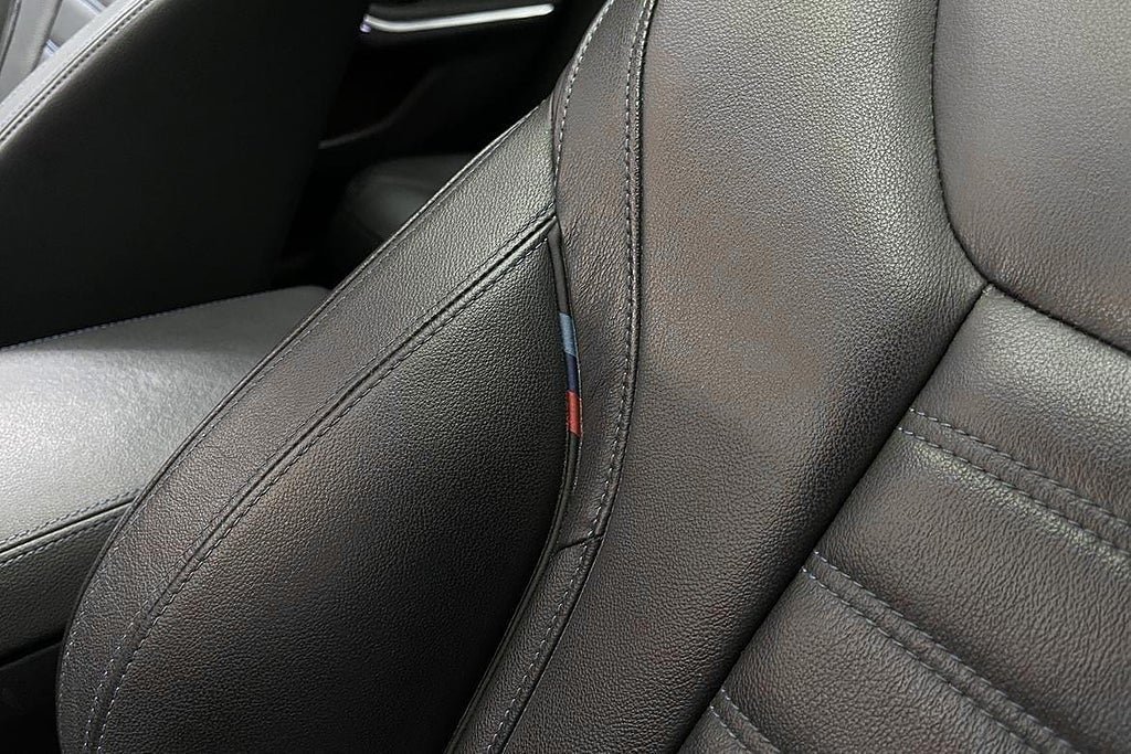 Vehicle Image 17