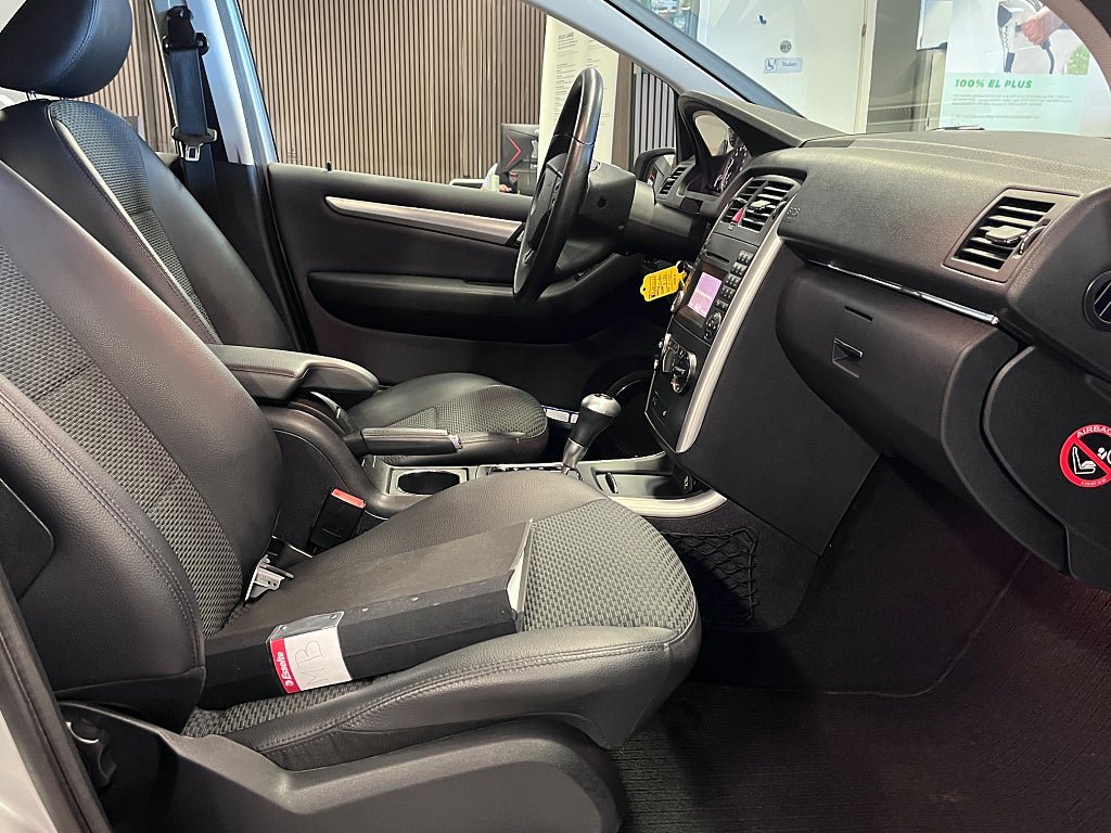 Vehicle Image 17