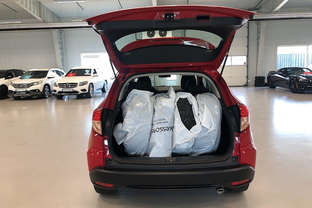 Vehicle Image 7