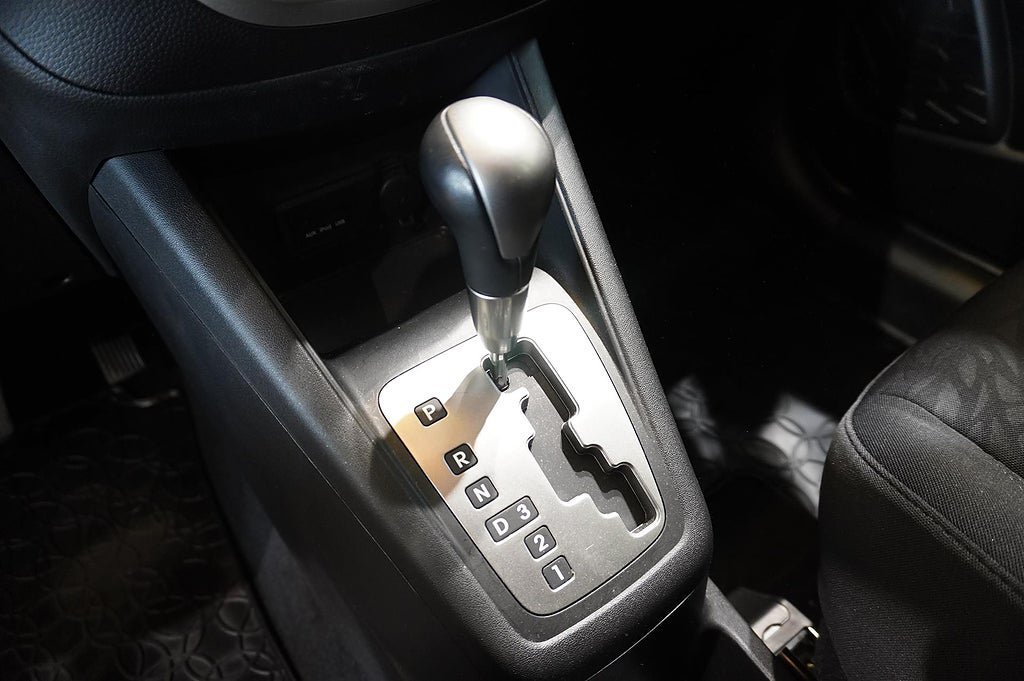 Vehicle Image 15