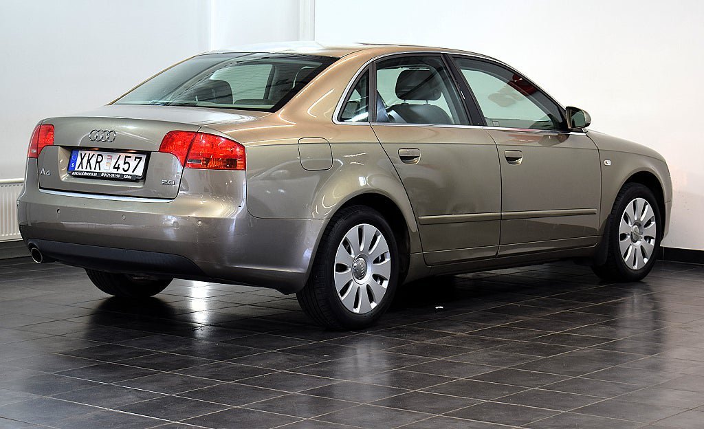 Vehicle Image 6