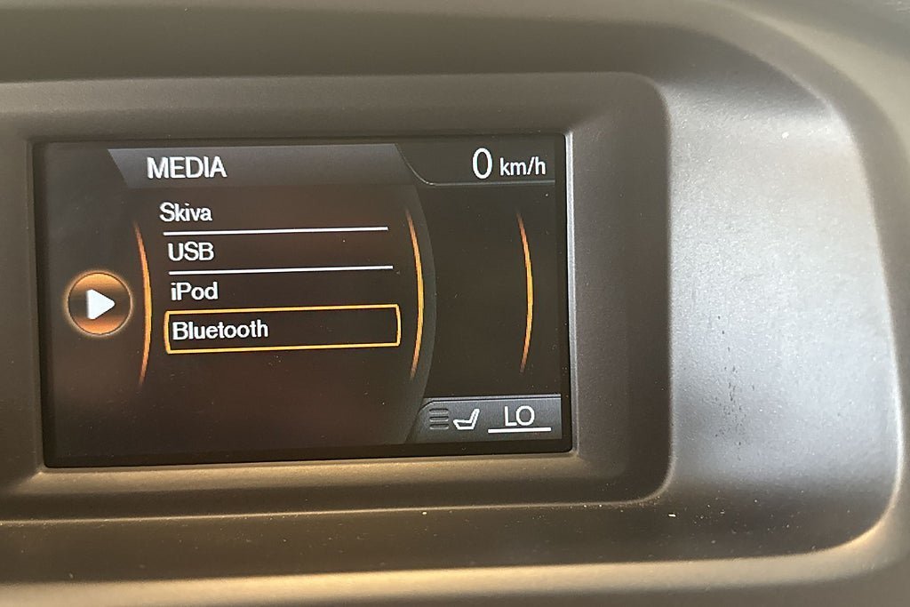 Vehicle Image 23