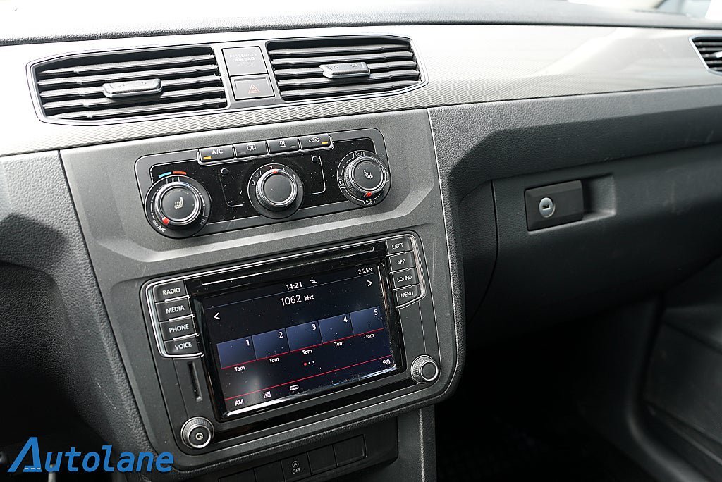 Vehicle Image 21