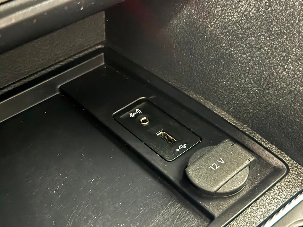 Vehicle Image 17