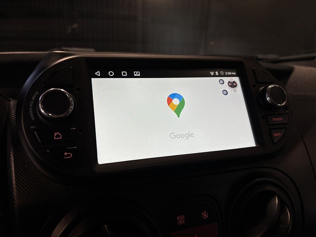 Vehicle Image 12