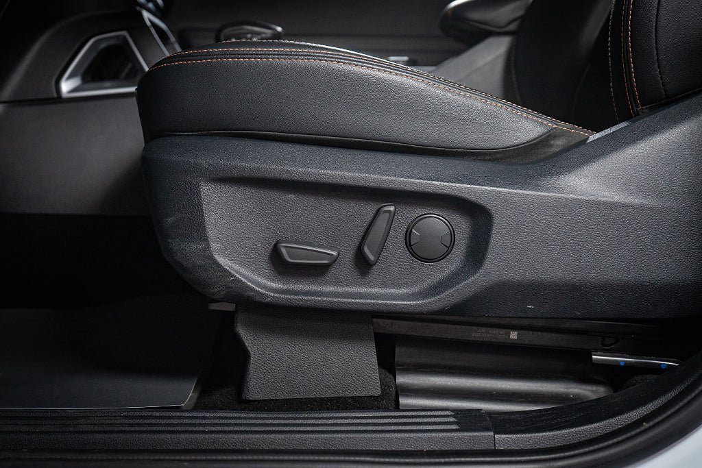 Vehicle Image 17