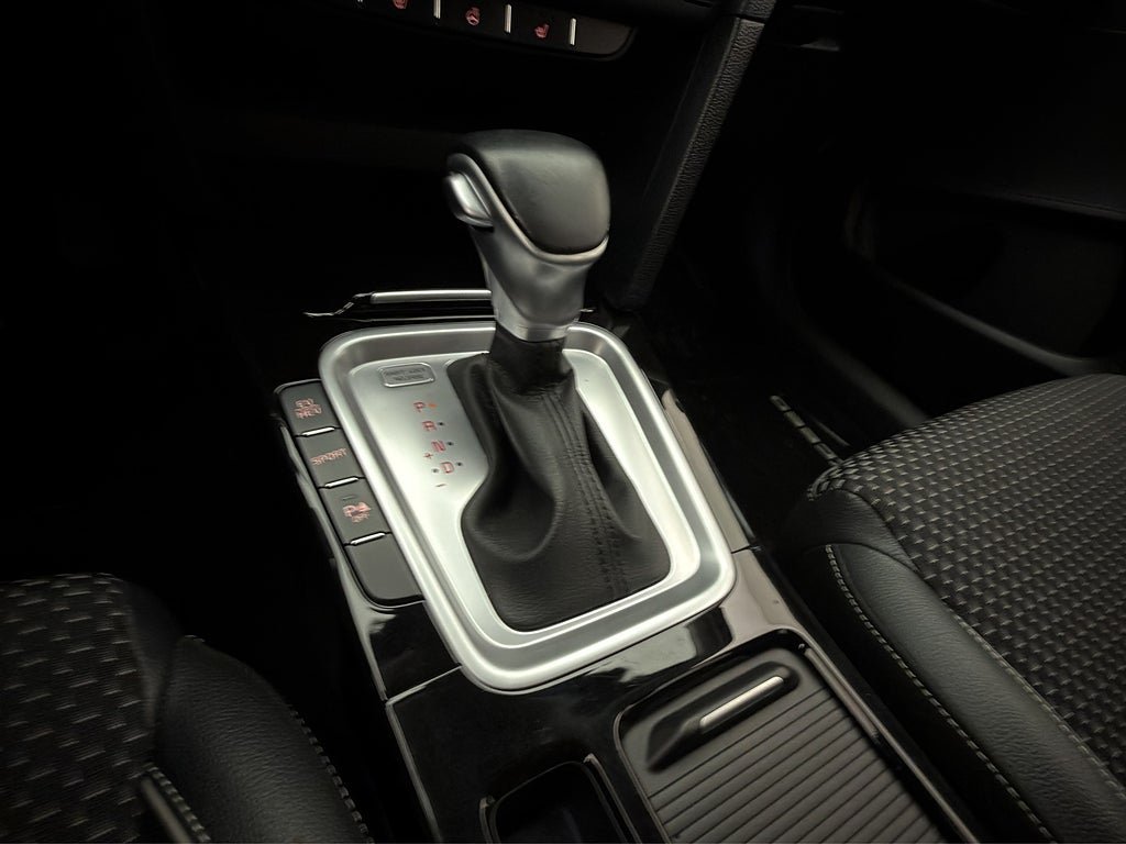 Vehicle Image 22