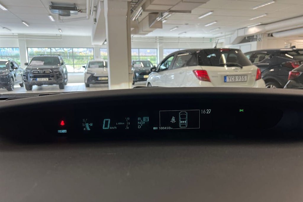 Vehicle Image 14