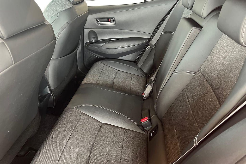 Vehicle Image 37