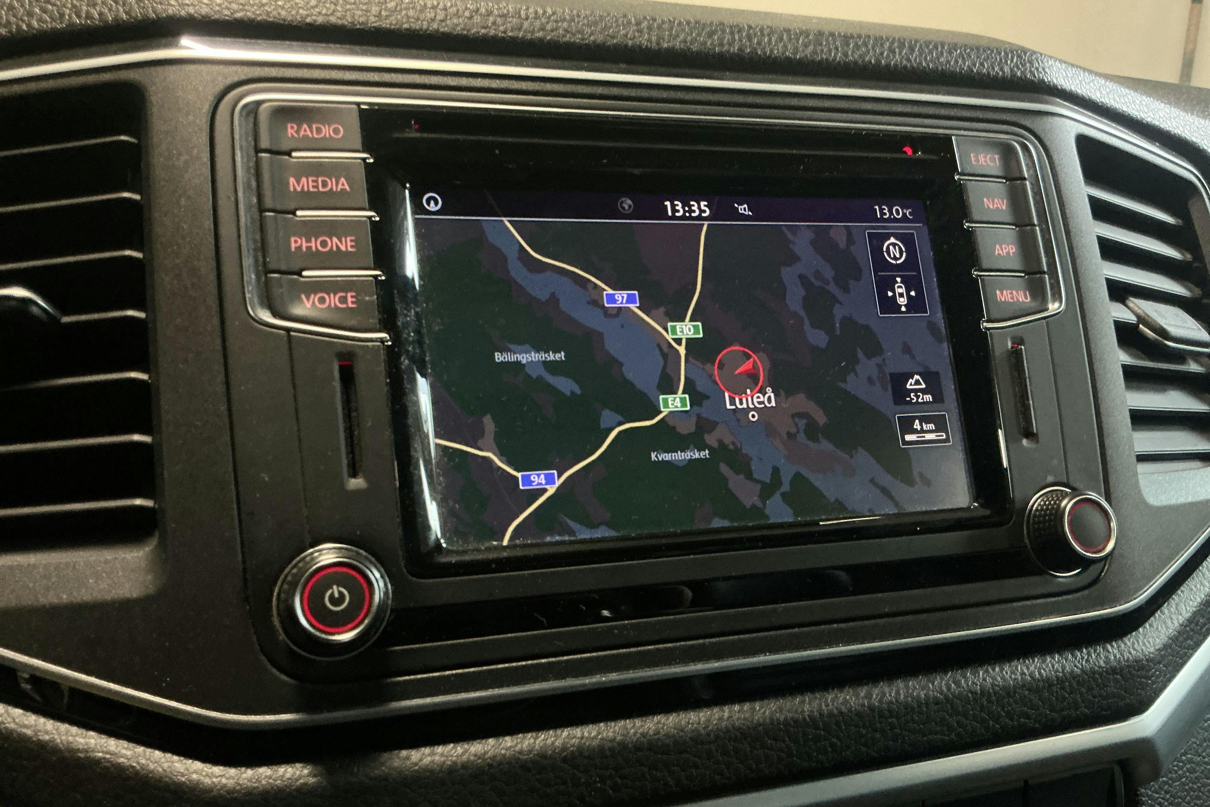 Vehicle Image 12