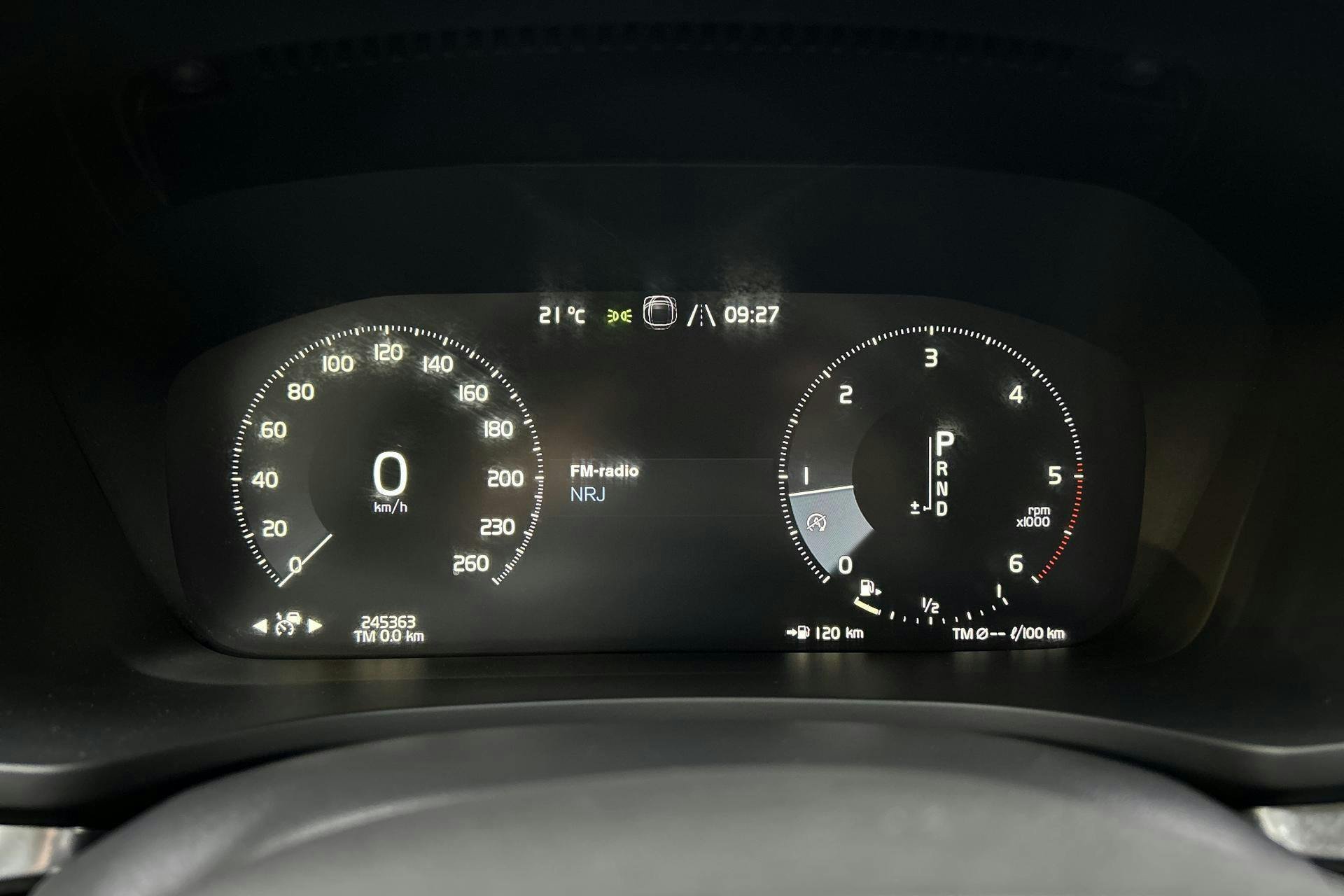 Vehicle Image 10