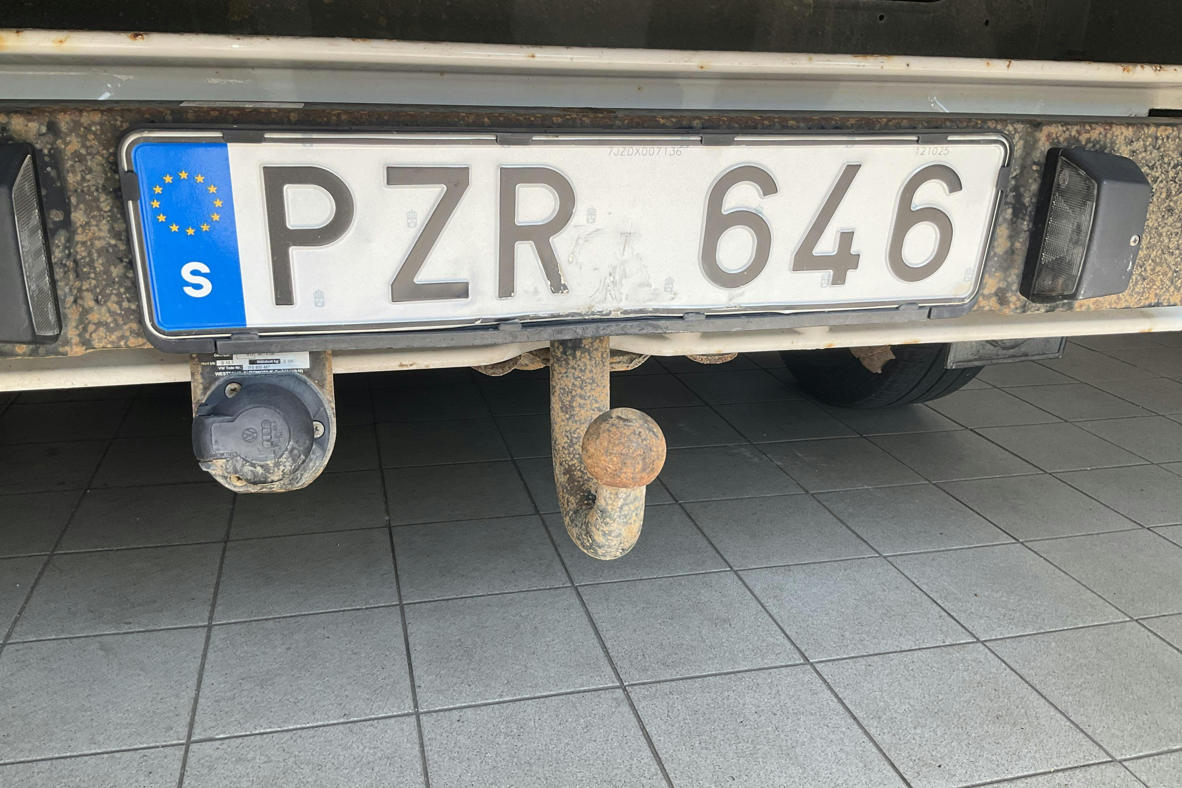 Vehicle Image 11