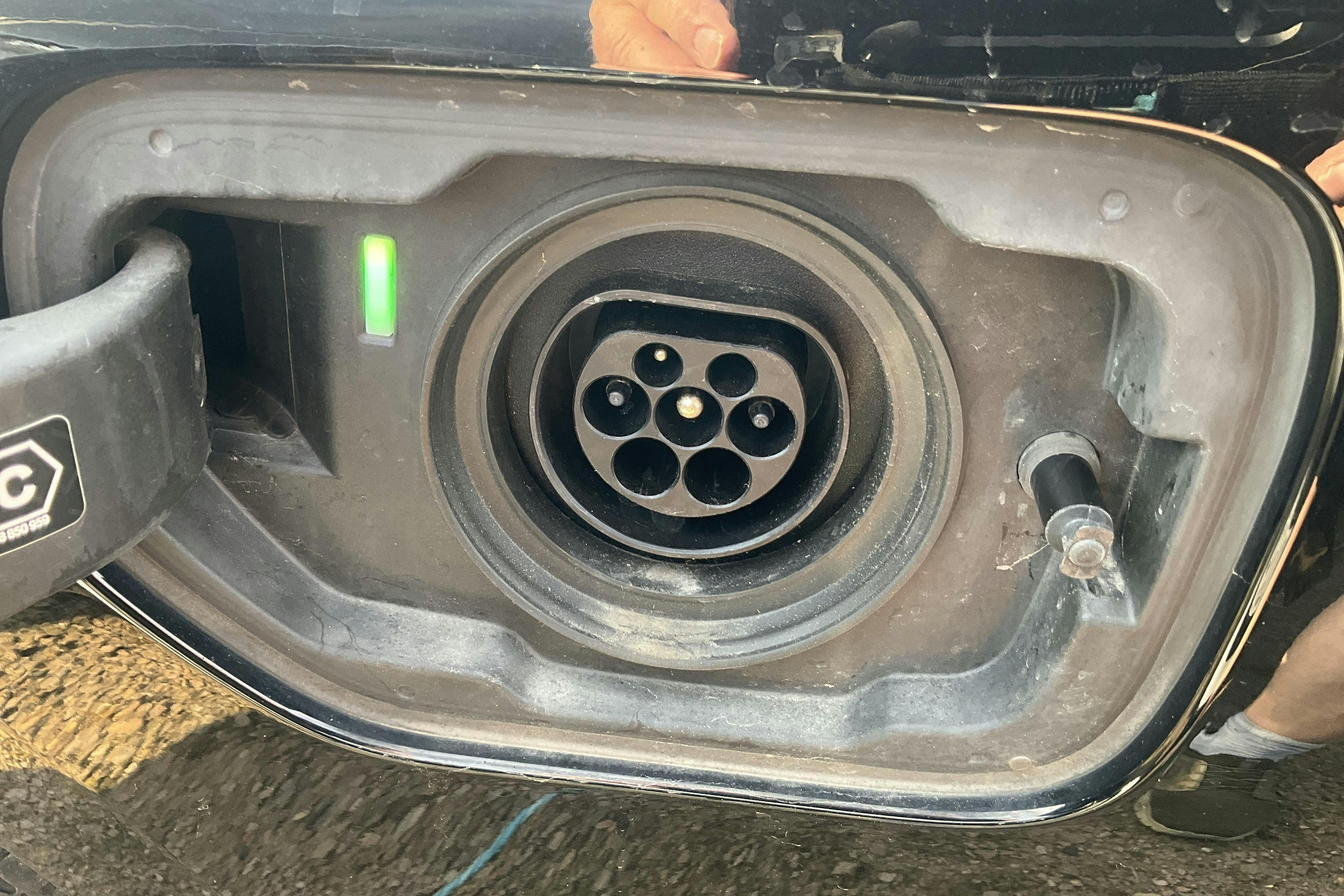 Vehicle Image 18