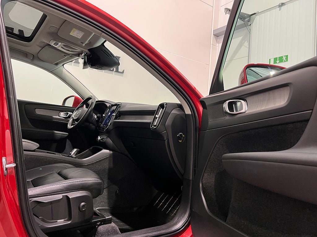 Vehicle Image 26