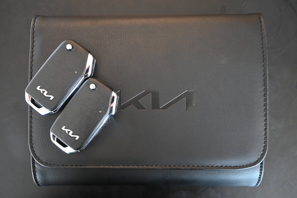 Vehicle Image 23