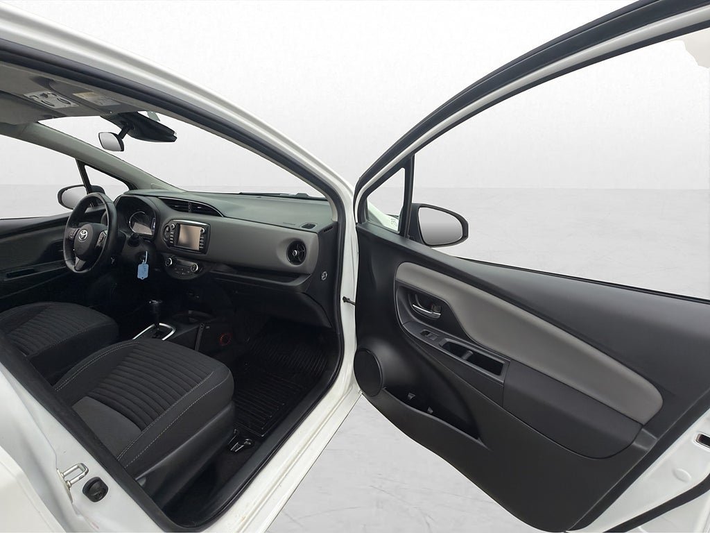 Vehicle Image 31