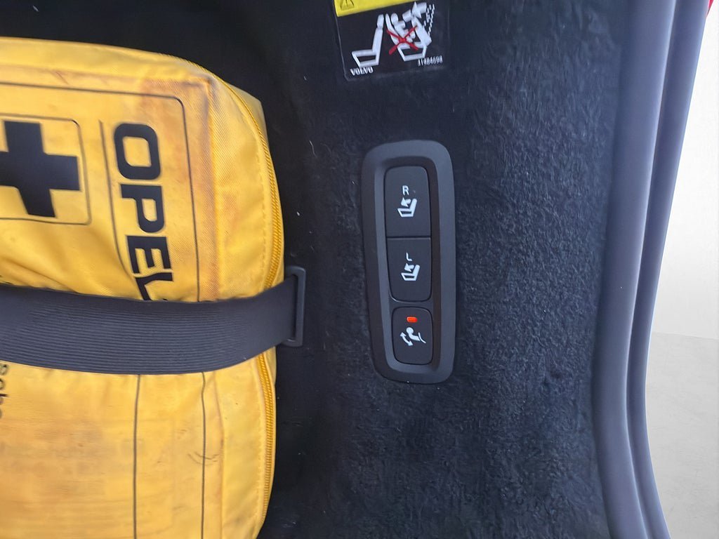 Vehicle Image 29