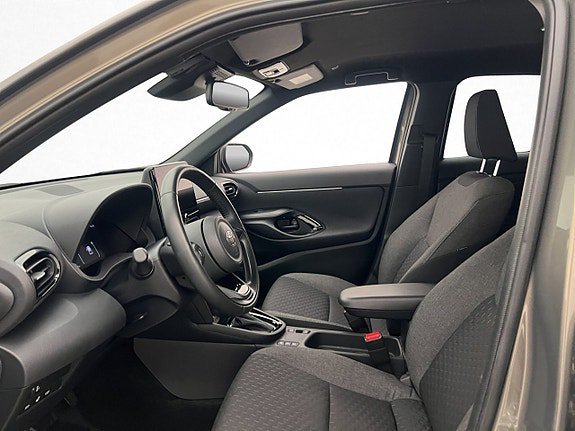 Vehicle Image 10