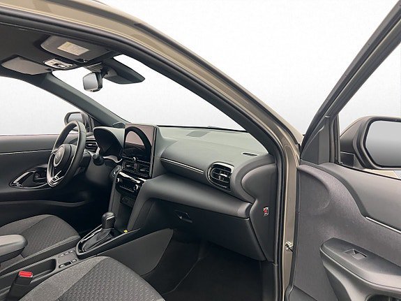 Vehicle Image 23