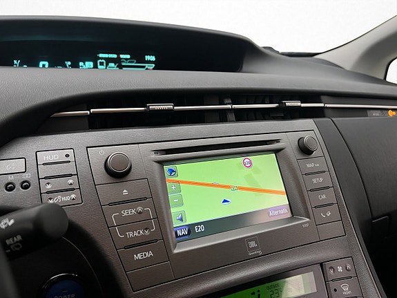 Vehicle Image 23