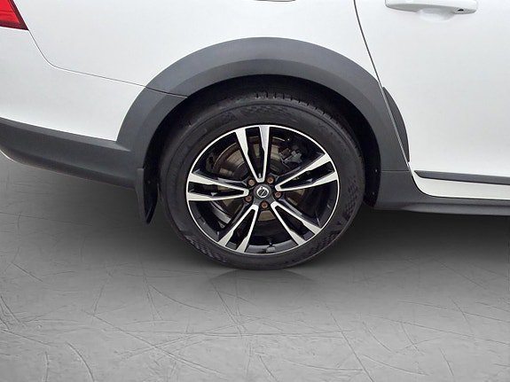 Vehicle Image 37