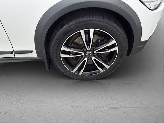 Vehicle Image 38