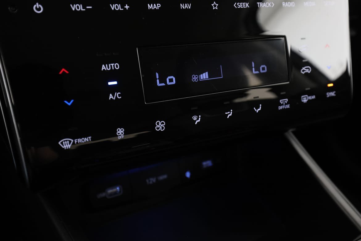 Vehicle Image 26