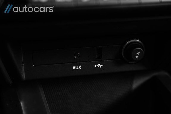 Vehicle Image 26