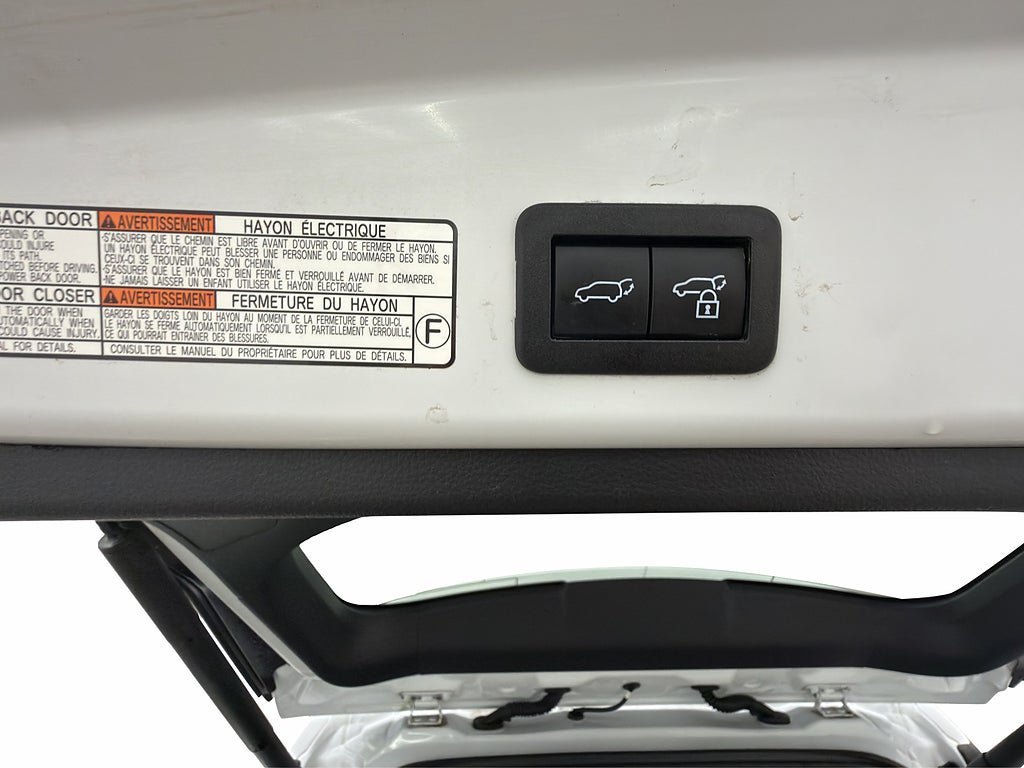 Vehicle Image 28