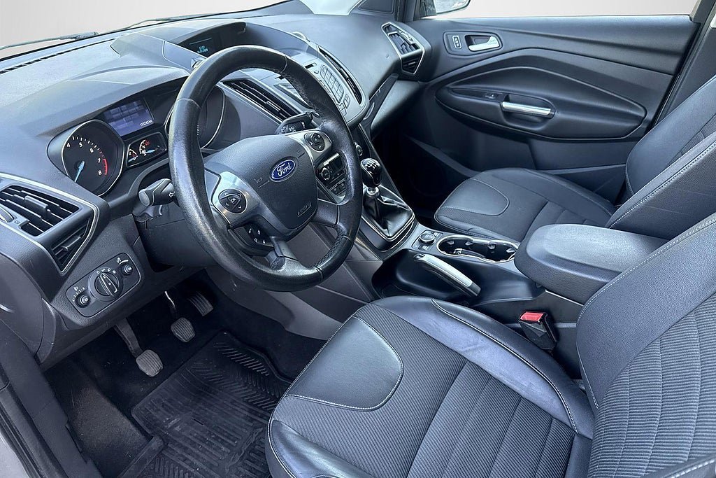 Vehicle Image 15