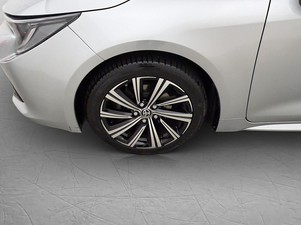 Vehicle Image 10