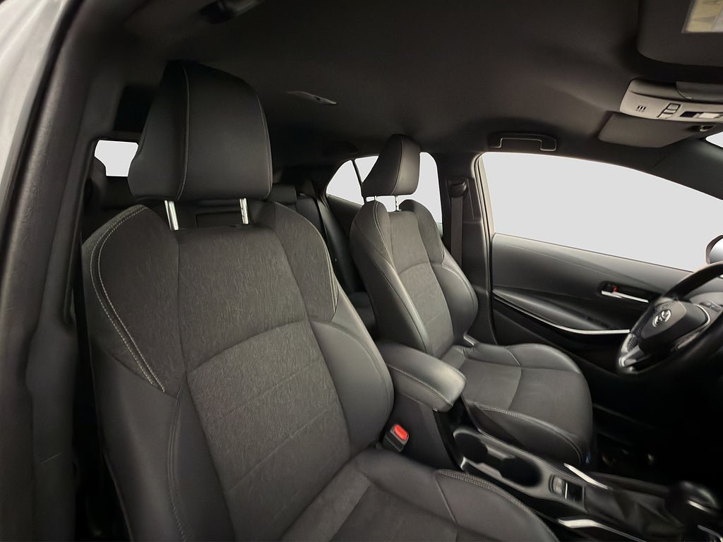 Vehicle Image 15