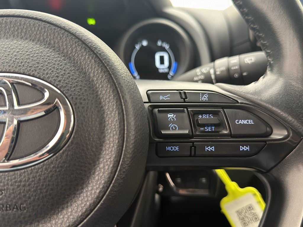 Vehicle Image 20