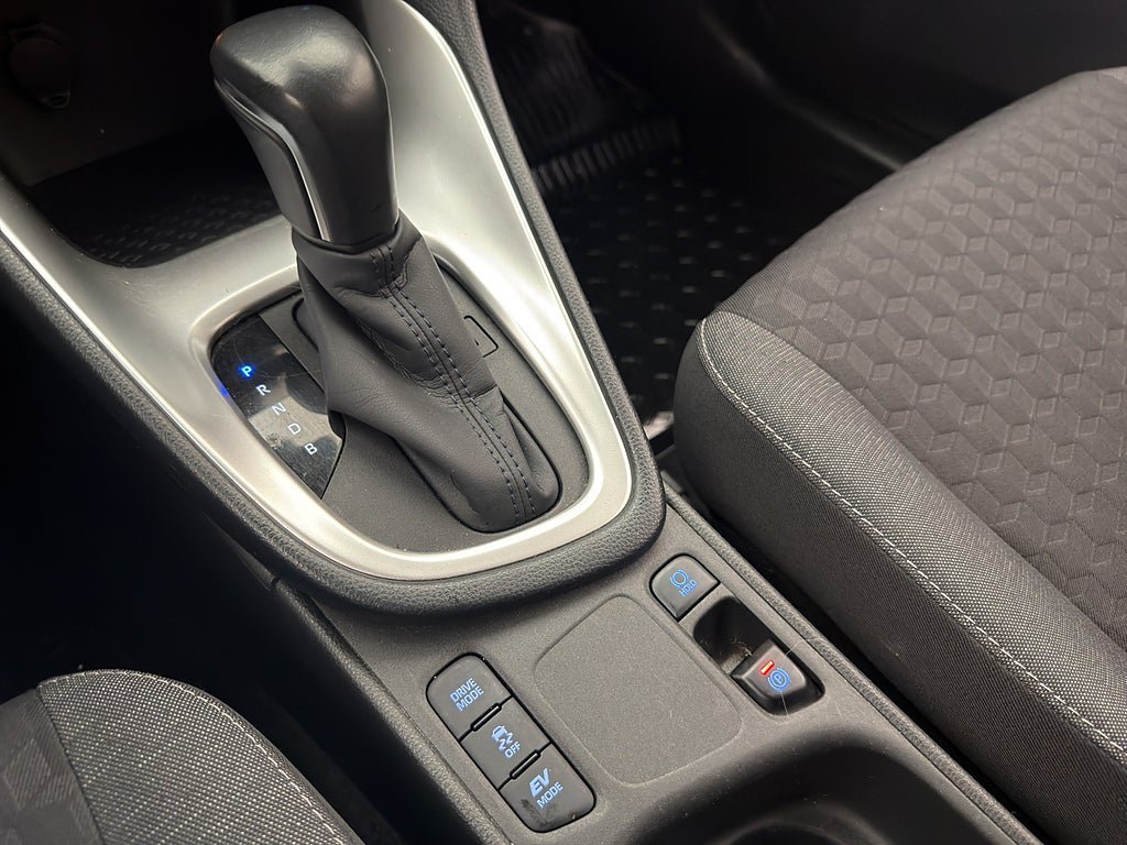 Vehicle Image 26