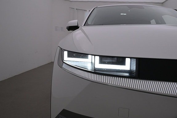 Vehicle Image 26