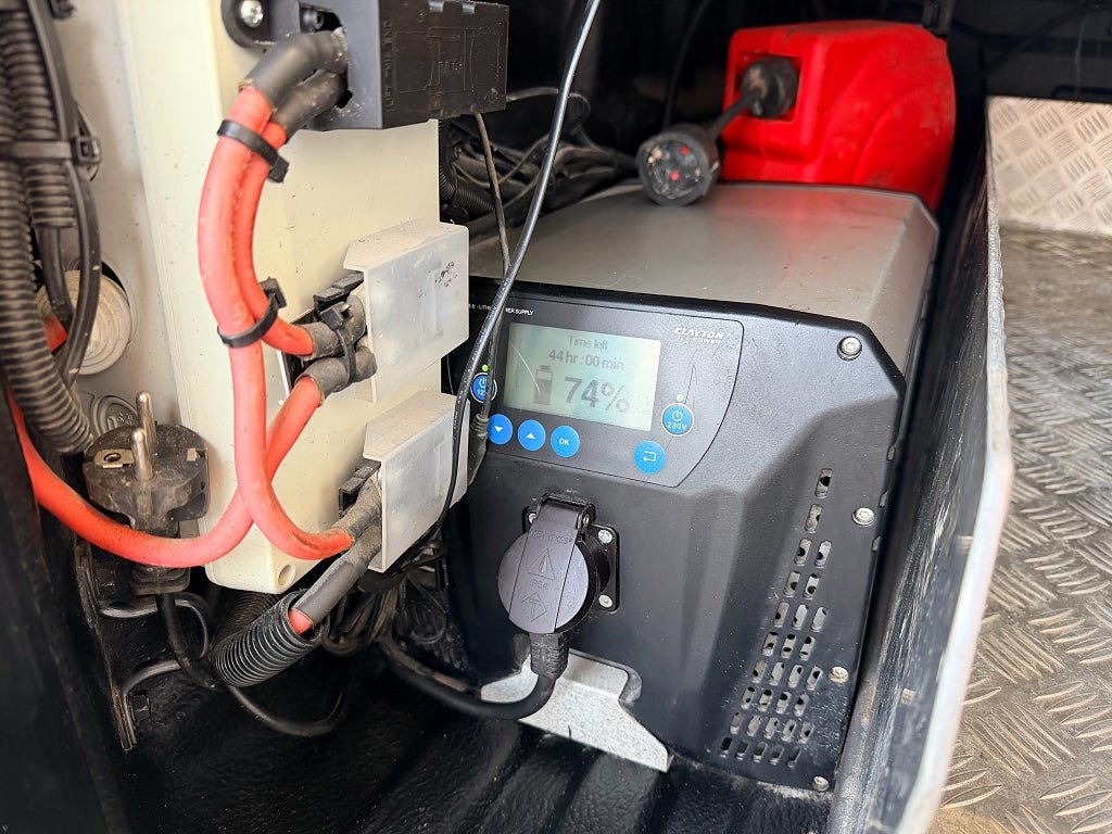 Vehicle Image 9